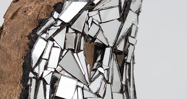 Kader Attia, "Mirrors and Masks", 2023,  crédit photo : Markus Elbaus.