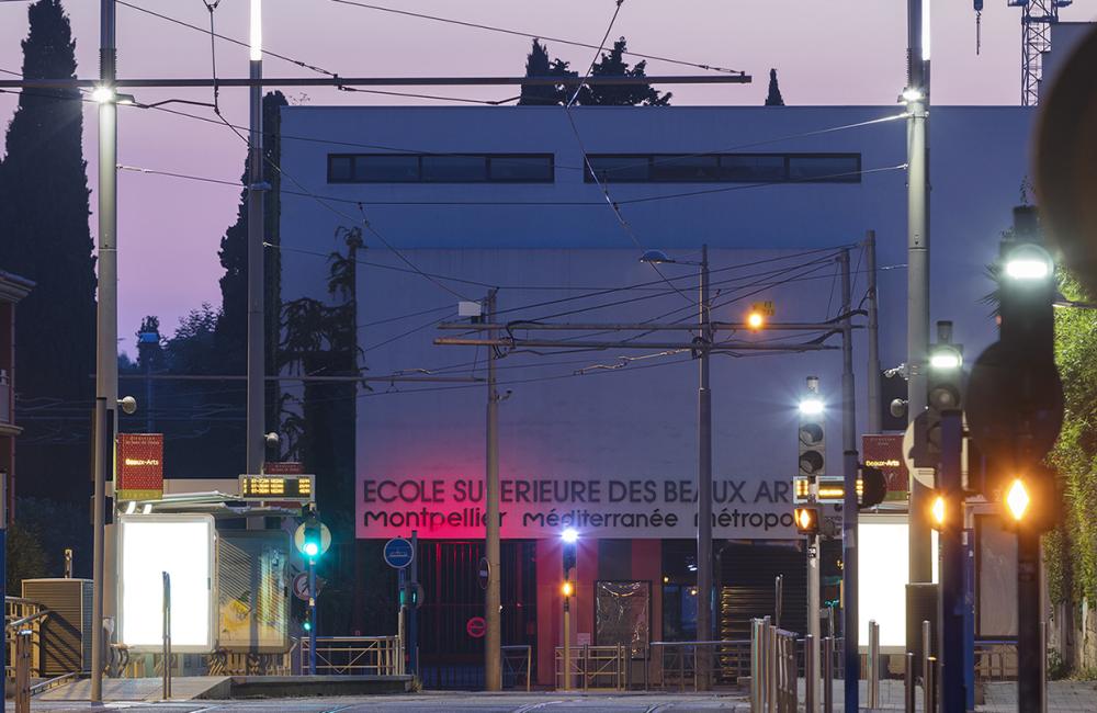 Façade du MO.CO. Esba, l'école des beaux-arts de Montpellier